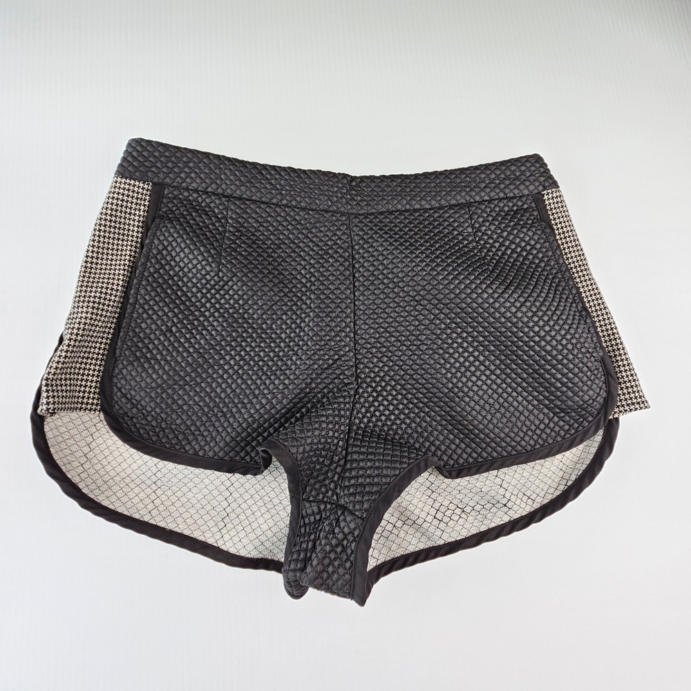 Stylestalker Quilted High Waisted Shorts Black Houndstooth Edgy Y2K Goth Medium